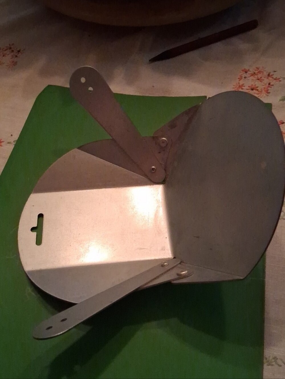 BRACEWING POST ANCHORS